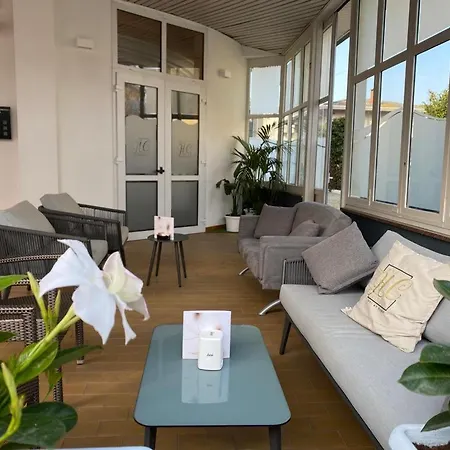 فندق Hc Lignano لينانو سابيادورو