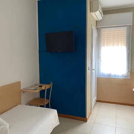 فندق Hc Lignano لينانو سابيادورو