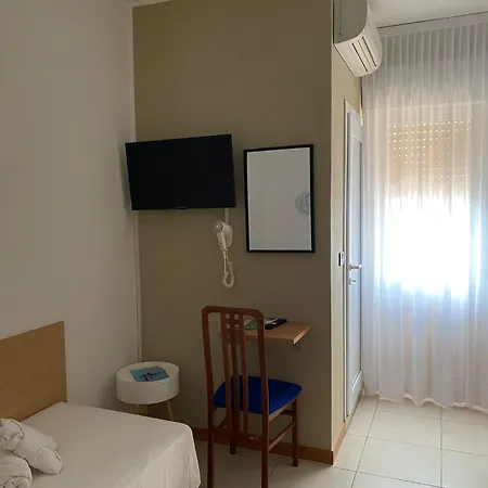 Hc Lignano 3* لينانو سابيادورو